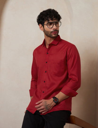 Men's Ruby Red Structured Spread Collar Cotton Shirt